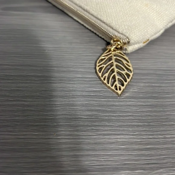 Clarins Make-Up, Travel Bag - Picture 6 of 9